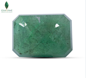 Premium emerald stone with excellent clarity
