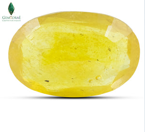 Thailand Yellow Sapphire in an elegant oval cut