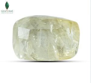 Brilliant Yellow Sapphire gemstone with natural golden color