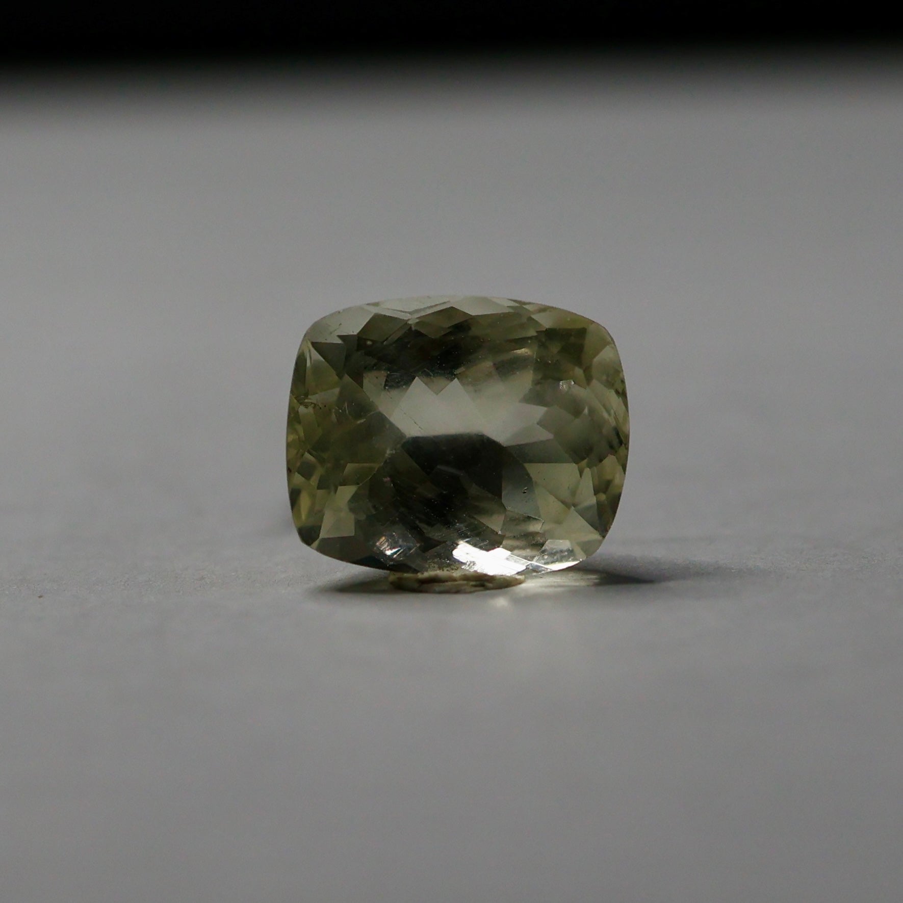 Gold Beryl vs Yellow Sapphire Natural Certified Gemstone