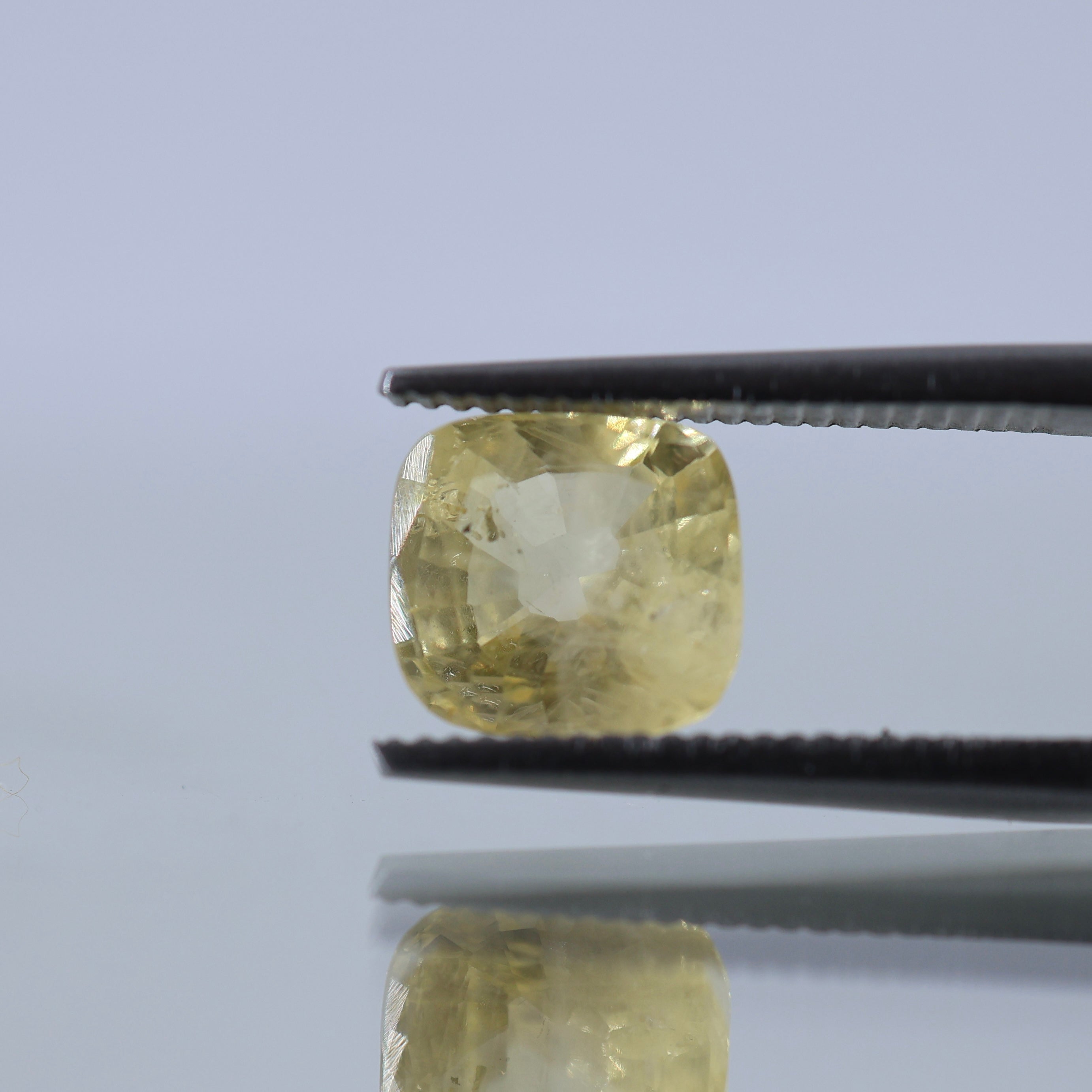 Sri Lankan Yellow Sapphire Pukhraj Ratna Certified Gemttorae India