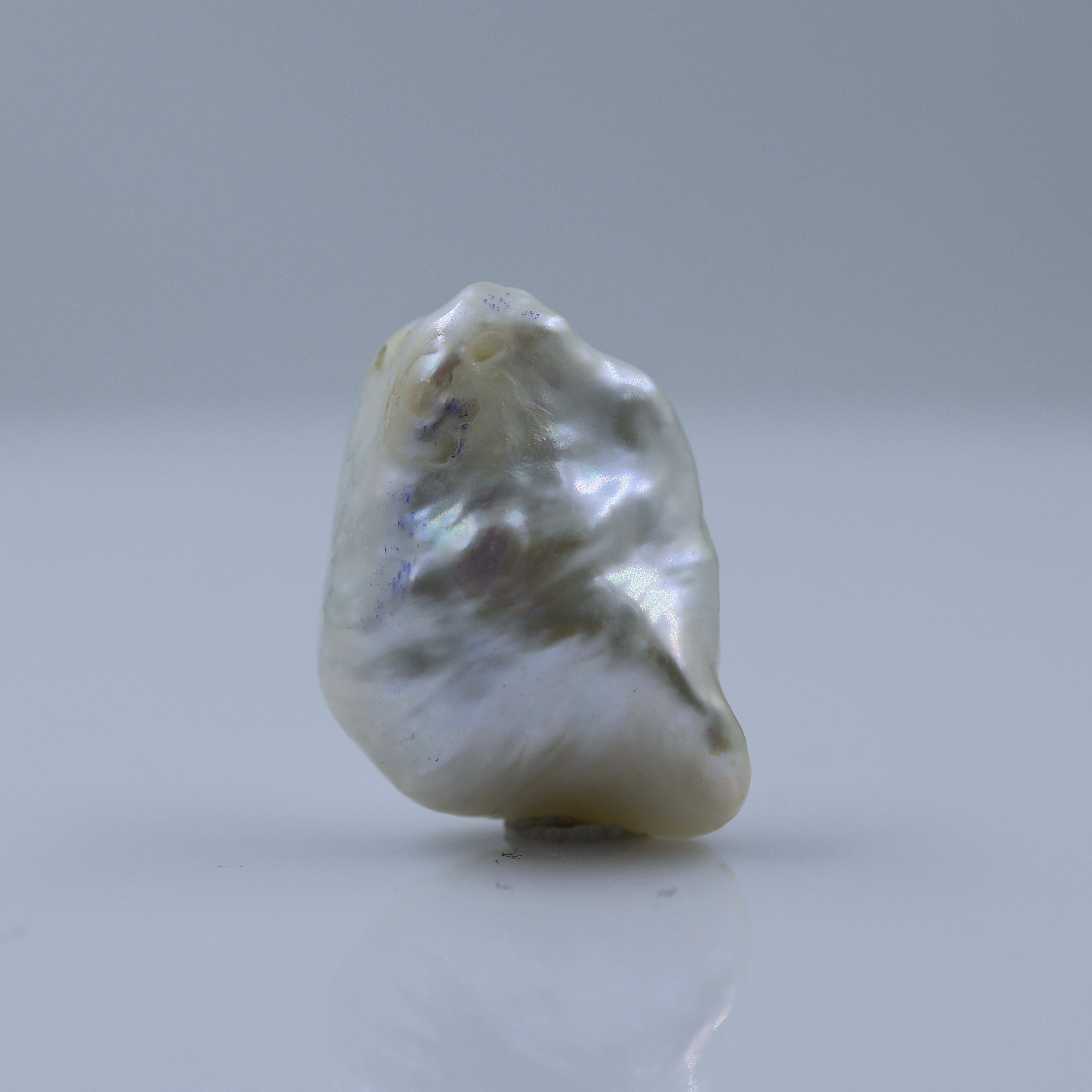 Natural Cultured South Sea Pearl Baroque Shape Gemttorae India