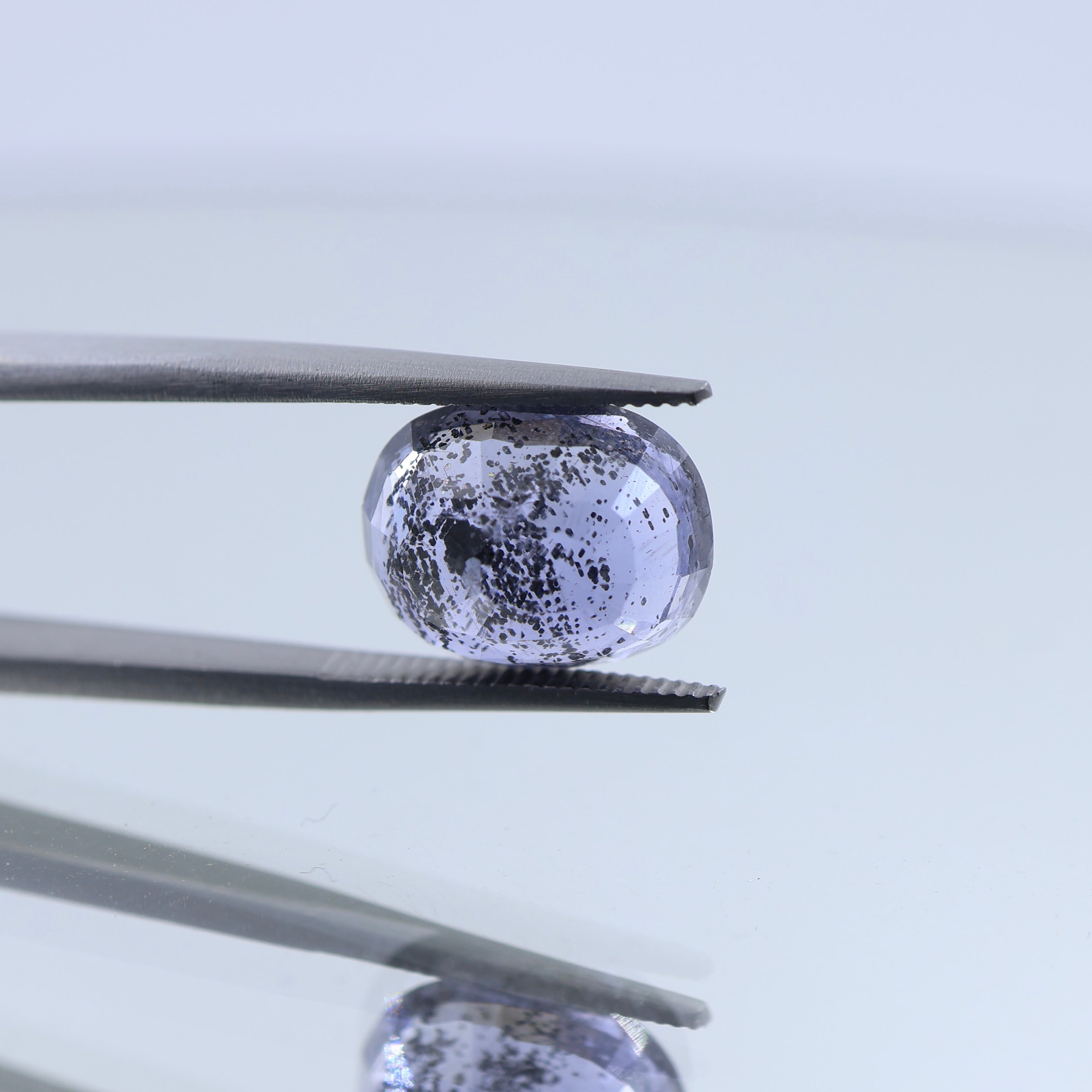 Certified Medium Blue Violet Iolite Stone