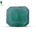Fine natural emerald stone for rings and pendants