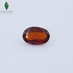 Product video of African Garnet revealing natural brilliance