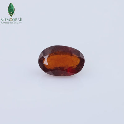 Product video of African Garnet revealing natural brilliance
