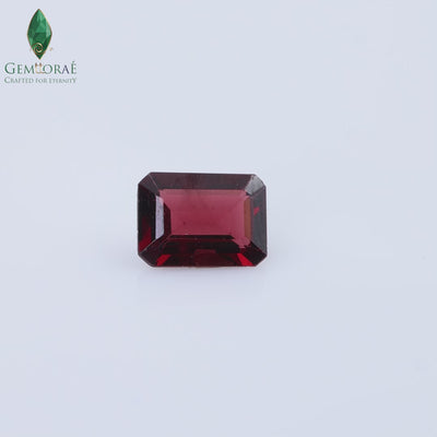 Video of January Birthstone in premium product display