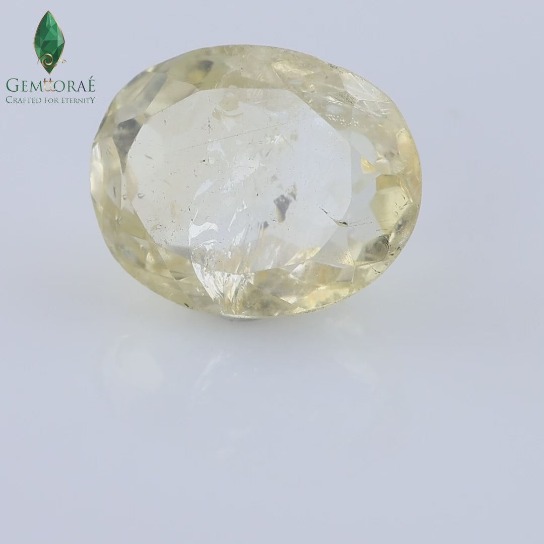 Full rotation video of Citrine Crystals with balanced studio illumination