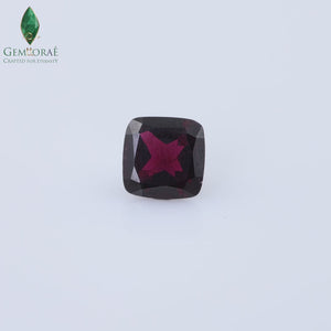 Video of January Birthstone under rotating light