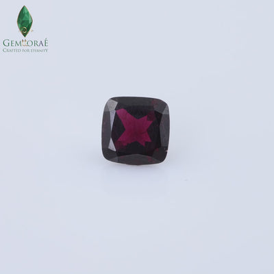 Video of January Birthstone under rotating light