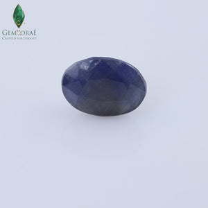 Video of genuine Blue Sapphire Gemstone reflecting deep blue colour