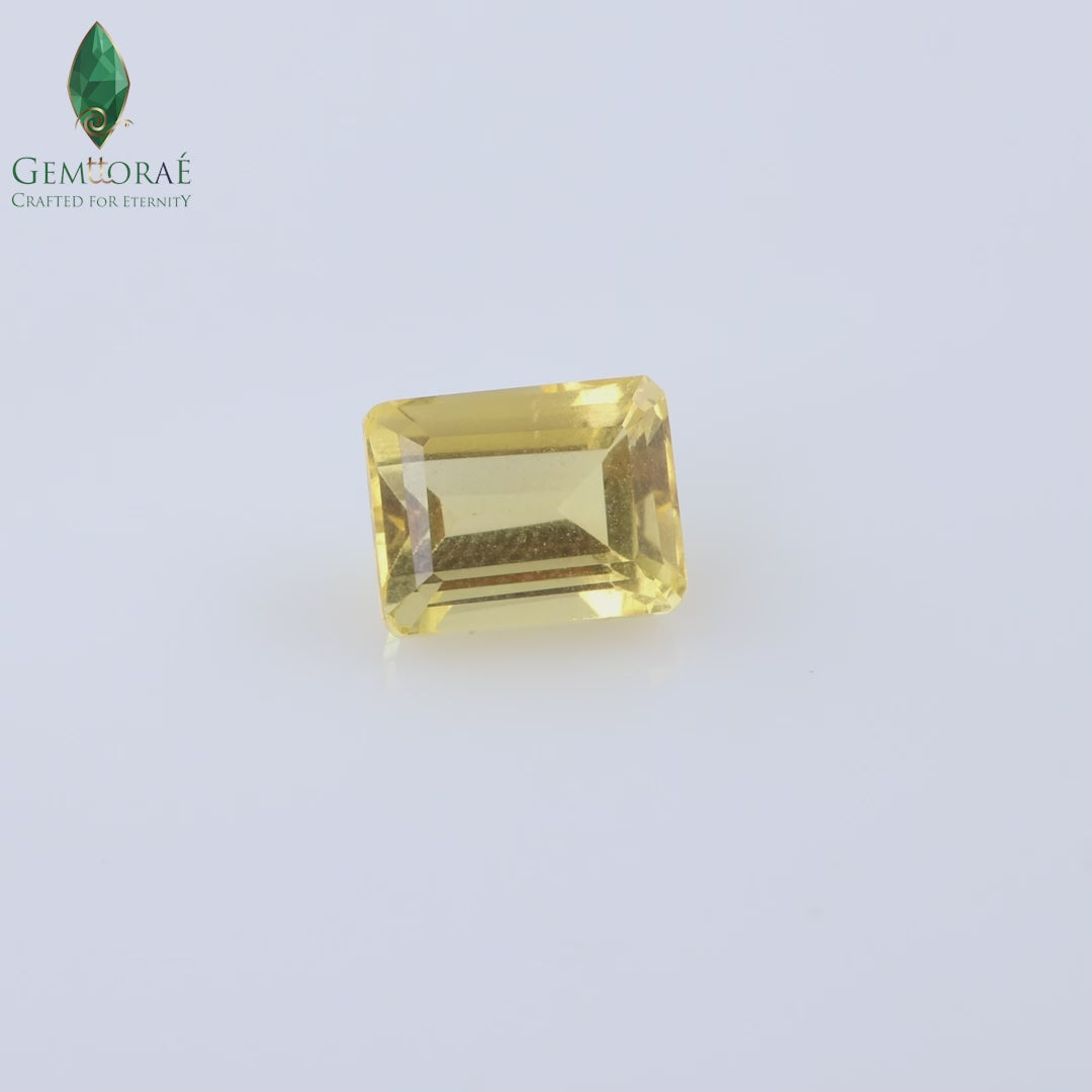 Video of Brazilian Citrine Crystal highlighting natural golden reflections