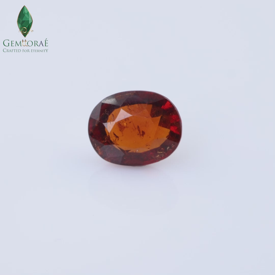 Video of Garnet Gem with rotating product showcase