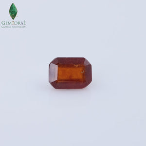 Product video of African Hessonite Garnet showing natural brilliance