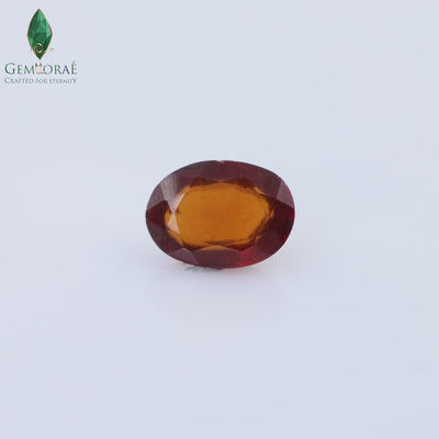 Product video of Garnet Gemstone revealing natural brilliance