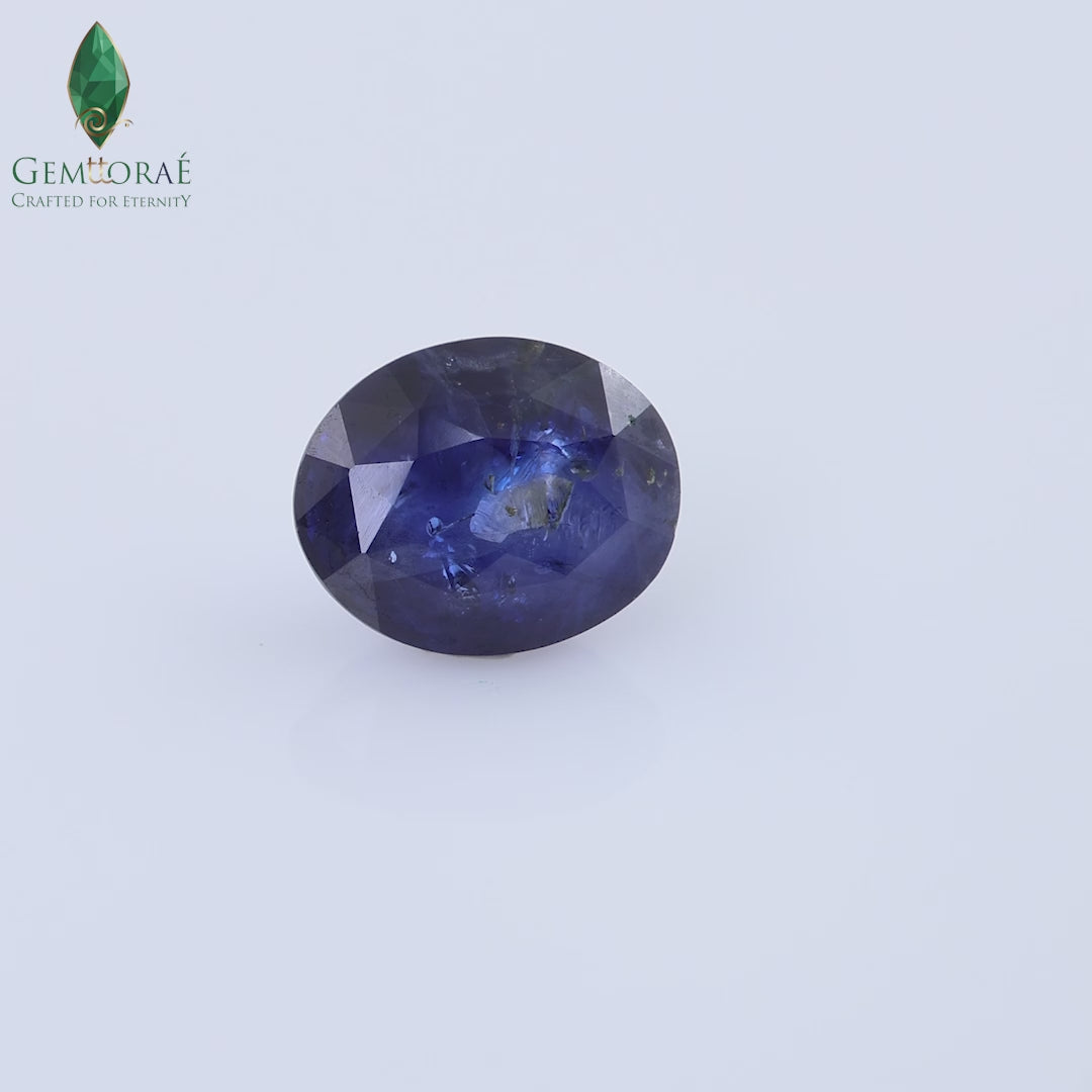 Video of genuine Blue Sapphire captured under rotating light