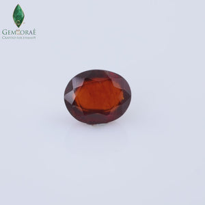 Video of natural Garnet Gem displaying rich colour reflections