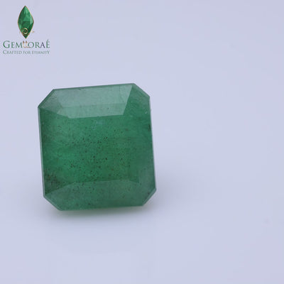 Vibrant emerald gemstone with superior clarity