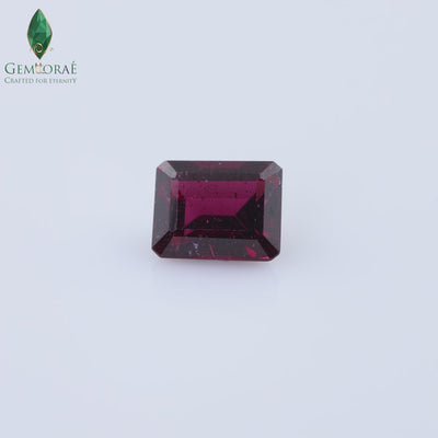 Video of Red Garnet in a rotating product view