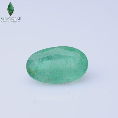 Natural emerald gemstone in an elegant cut