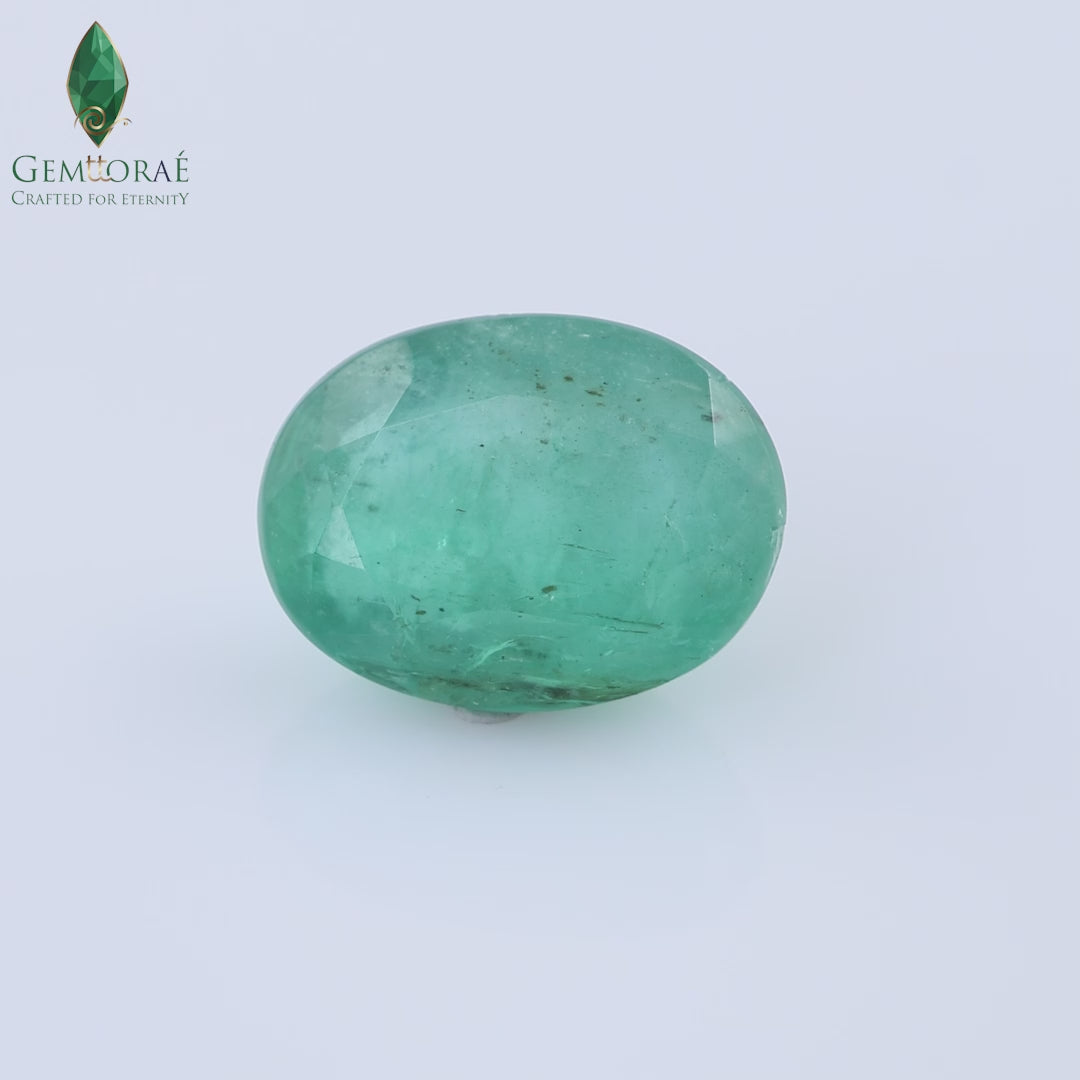 Video of genuine Emerald Stone captured from multiple angles